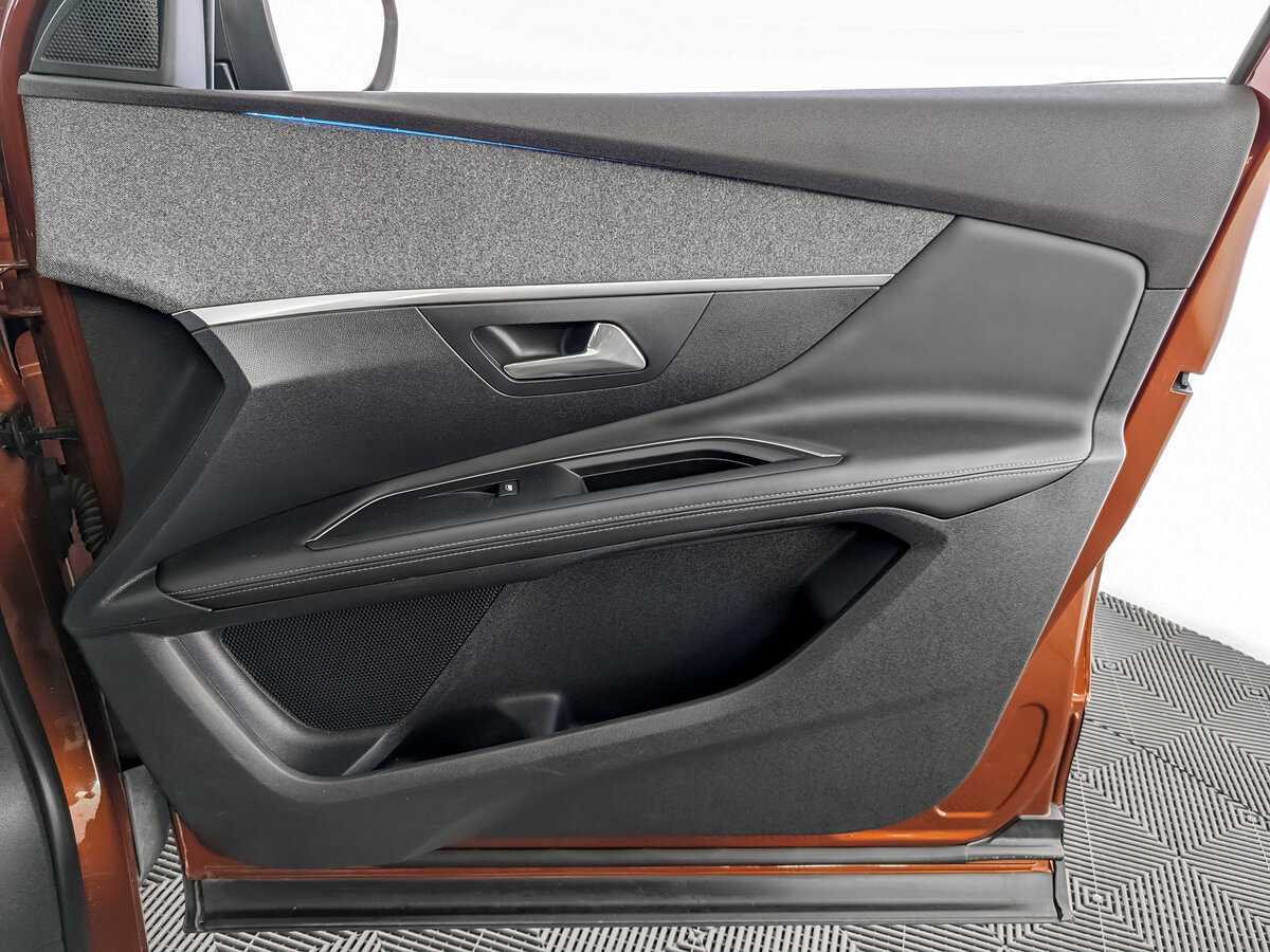 Купить Peugeot 3008, 2017, 91 000 км.. Фото: #19