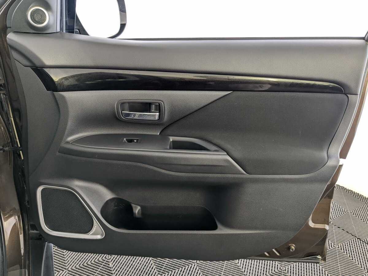 Купить Mitsubishi Outlander, 2022, 53 690 км.. Фото: #14