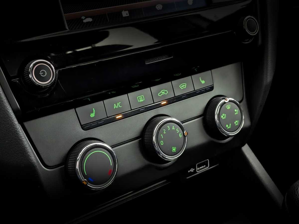 Купить Шкода Октавия, 2019, 88 467 км.. Фото: #20