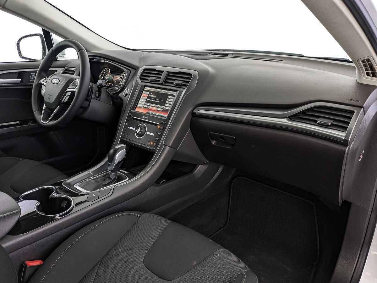 Купить Ford Mondeo, 2016, 91 513 км.. Фото: #8