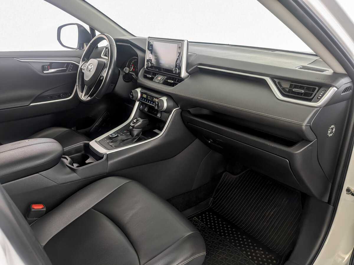 Купить Toyota RAV4, 2020, 93 547 км.. Фото: #8