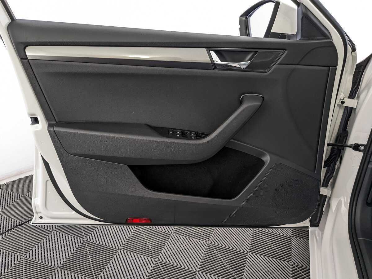 Купить Skoda Superb, 2021, 49 099 км.. Фото: #14