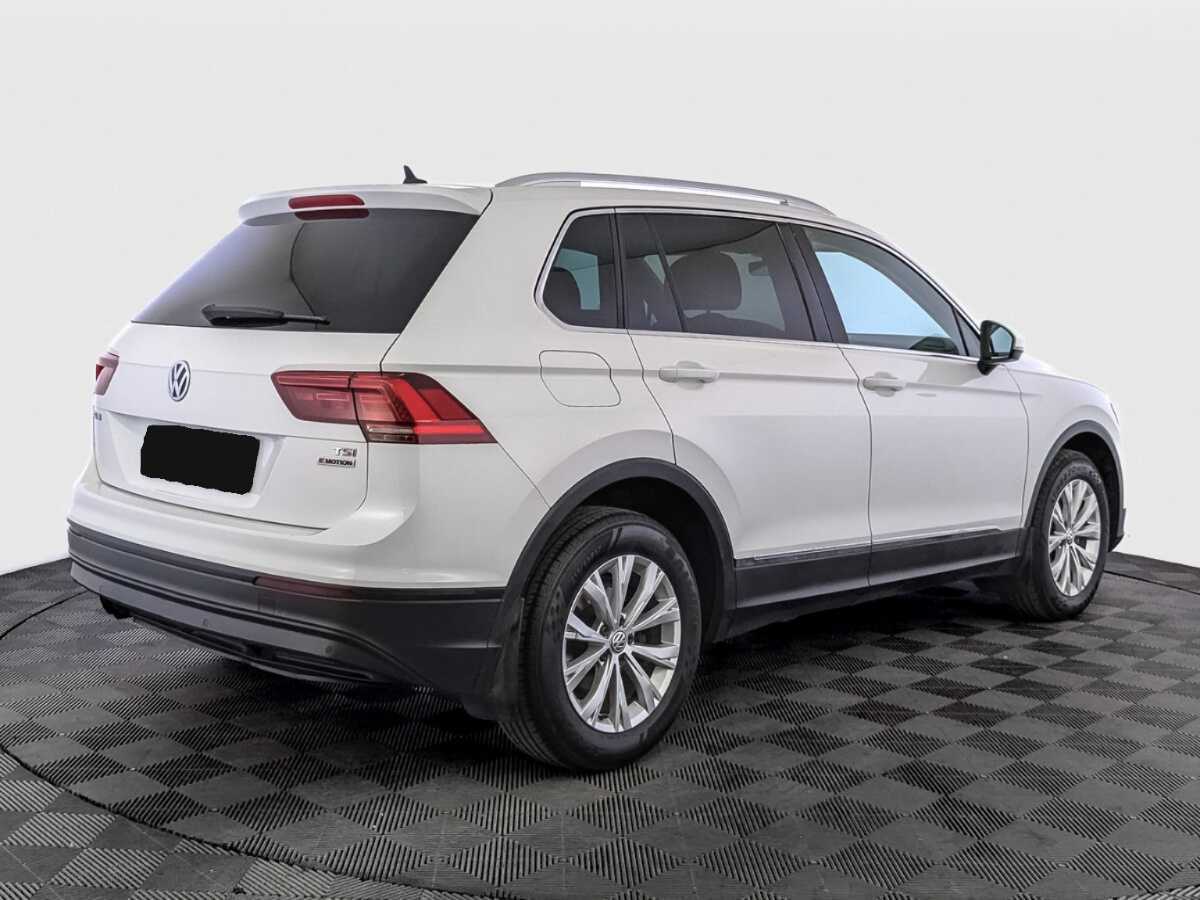 Купить Volkswagen Tiguan, 2017, 132 657 км.. Фото: #4