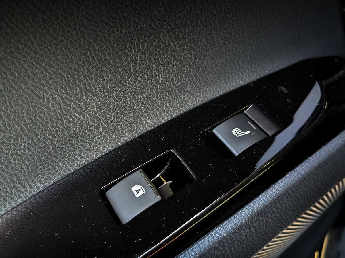 Купить Mazda 3, 2014, 145 359 км.. Фото: #22