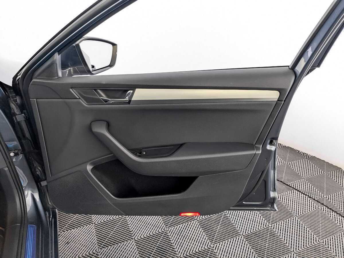 Купить Skoda Superb, 2019, 45 714 км.. Фото: #19