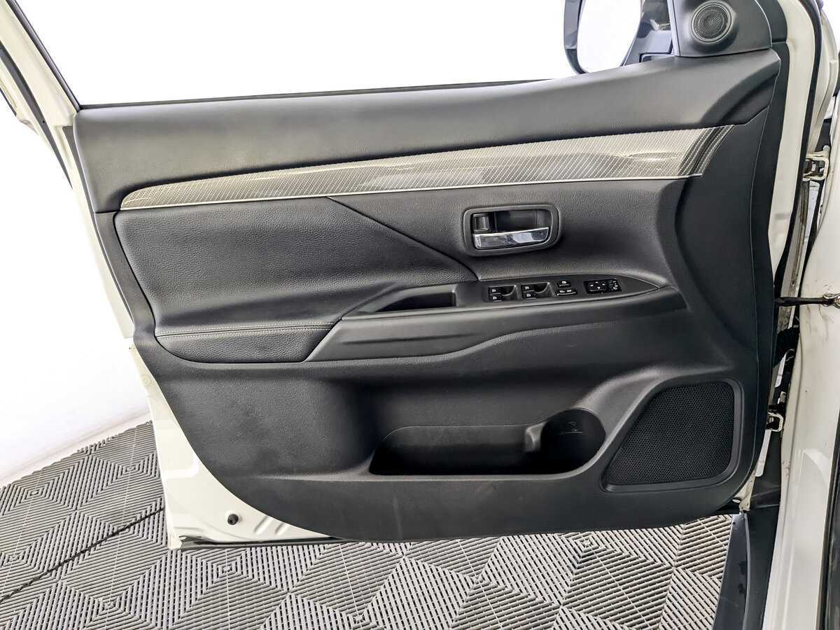 Купить Mitsubishi Outlander, 2019, 140 000 км.. Фото: #14
