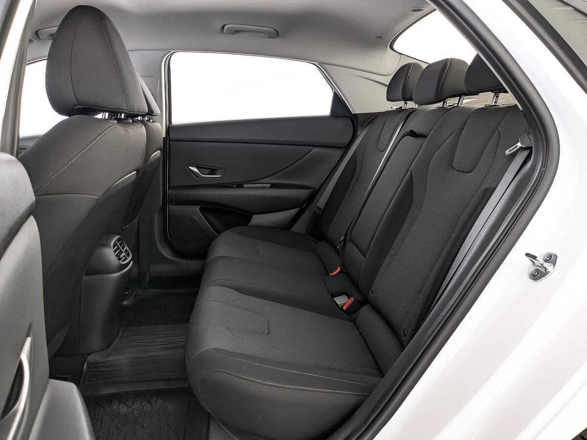 Купить Hyundai Elantra, 2021, 41 281 км.. Фото: #13