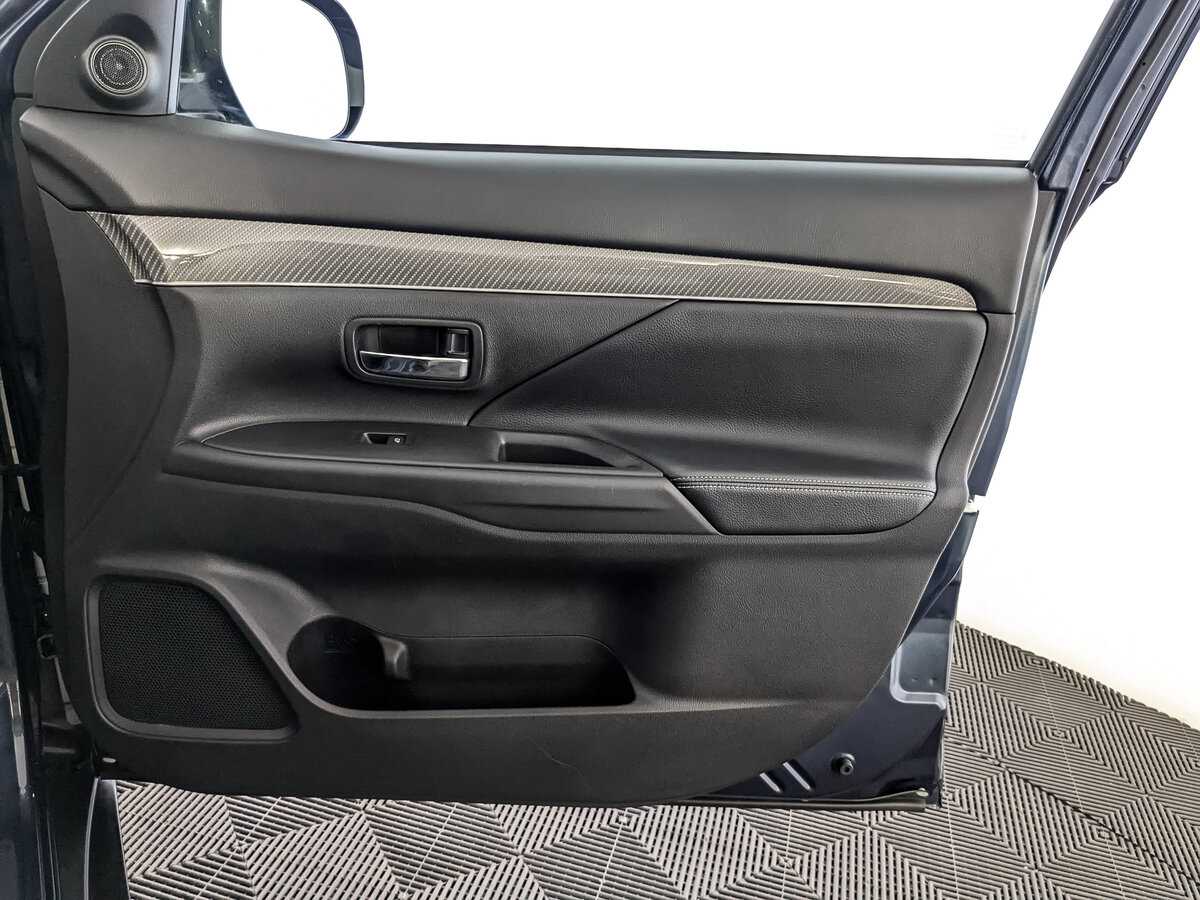 Купить Mitsubishi Outlander, 2021, 117 277 км.. Фото: #20