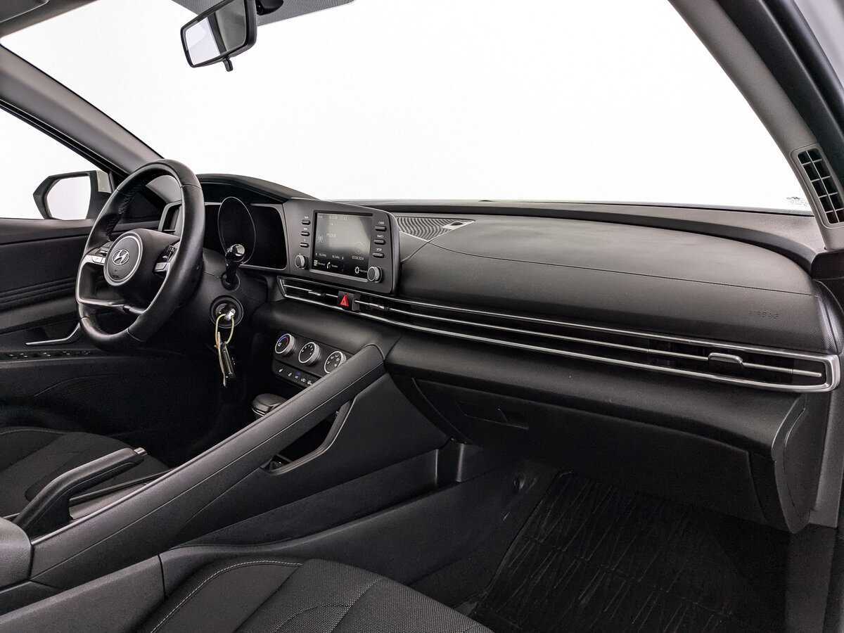 Купить Hyundai Elantra, 2022, 39 268 км.. Фото: #8