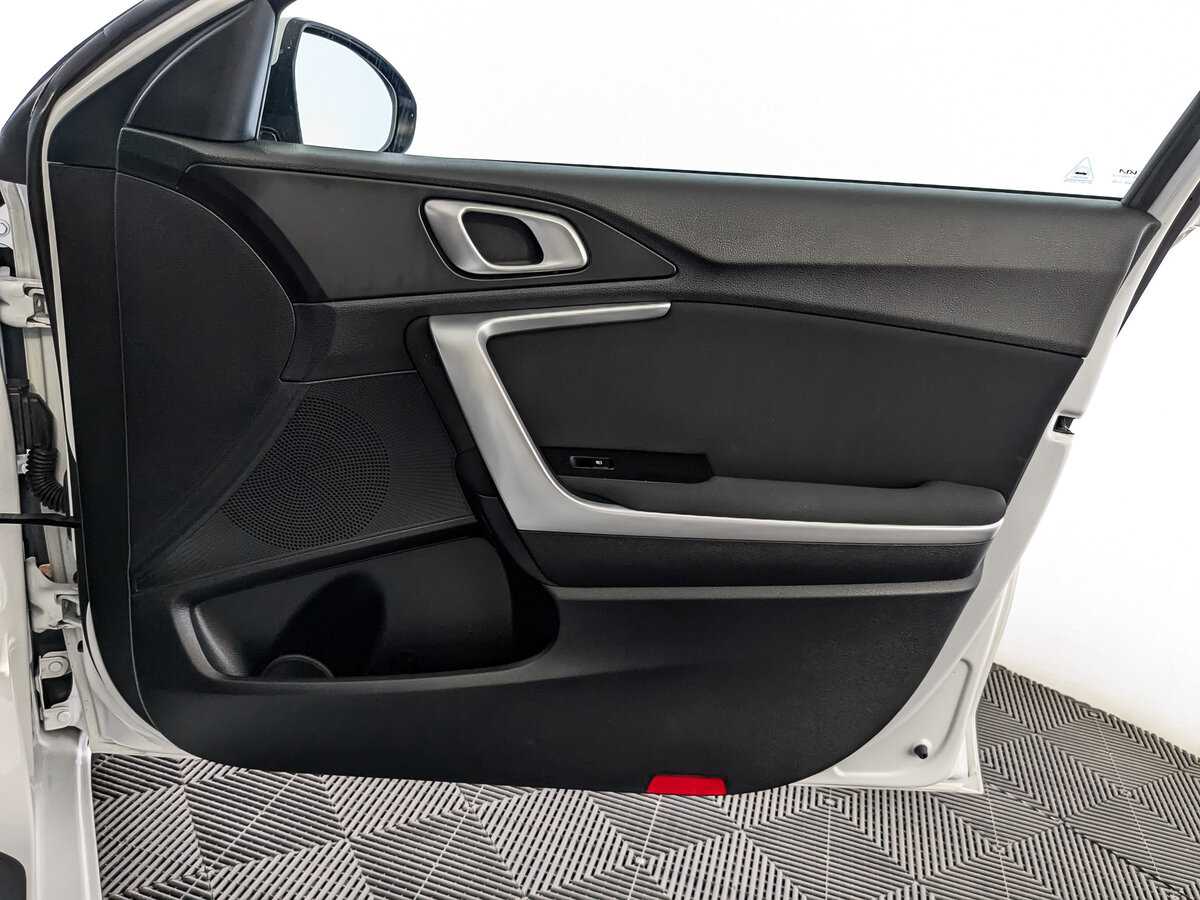 Купить Kia Ceed, 2022, 39 000 км.. Фото: #20