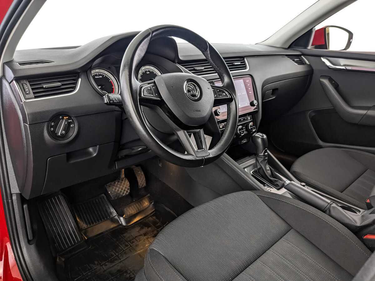 Купить Skoda Octavia, 2018, 54 386 км.. Фото: #9