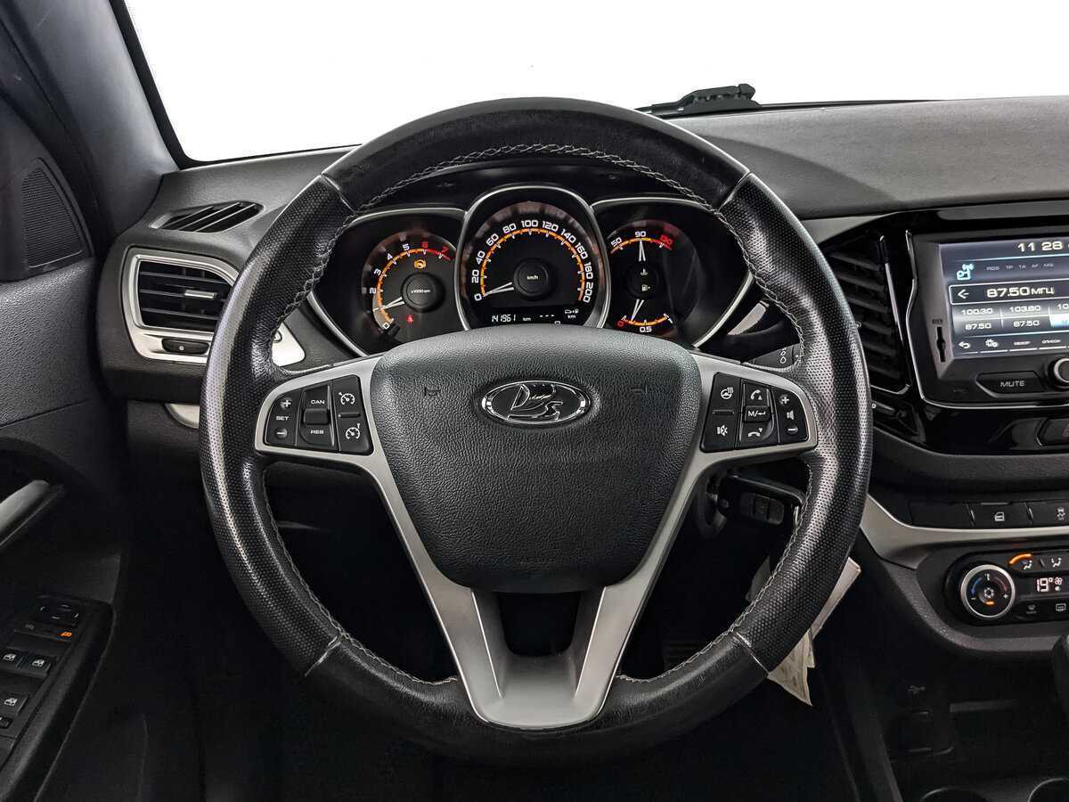 Купить Lada (ВАЗ) Vesta, 2019, 141 946 км.. Фото: #16