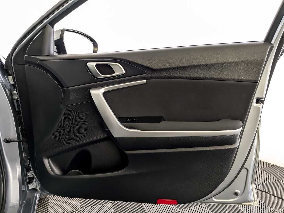 Купить Kia Ceed, 2019, 95 881 км.. Фото: #19