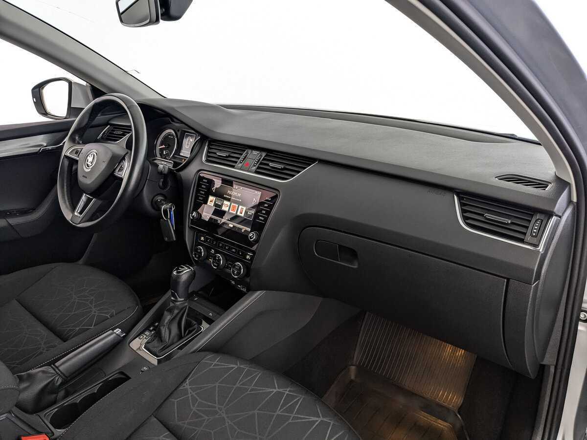 Купить Шкода Октавия, 2020, 49 197 км.. Фото: #8