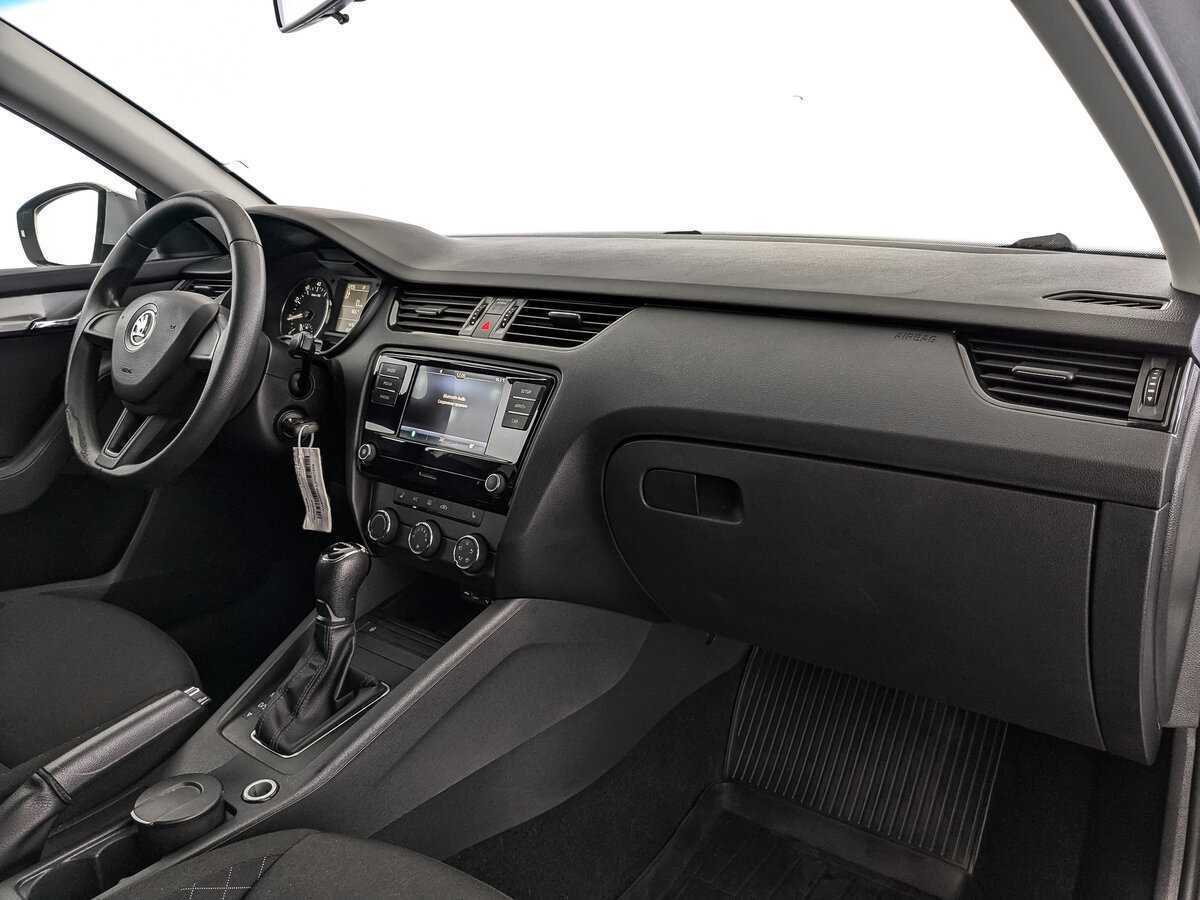 Купить Skoda Octavia, 2017, 165 576 км.. Фото: #8