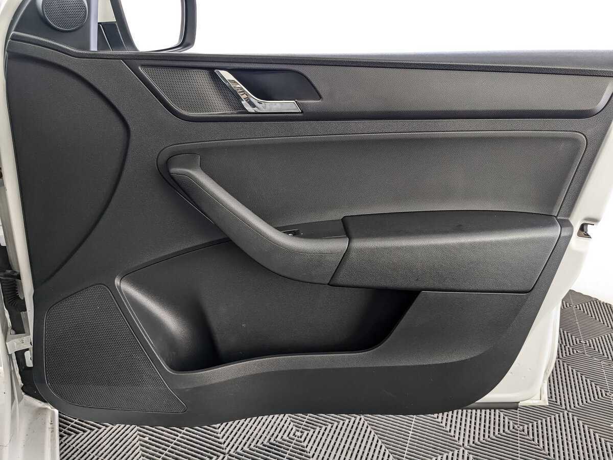 Купить Skoda Rapid, 2015, 177 980 км.. Фото: #20