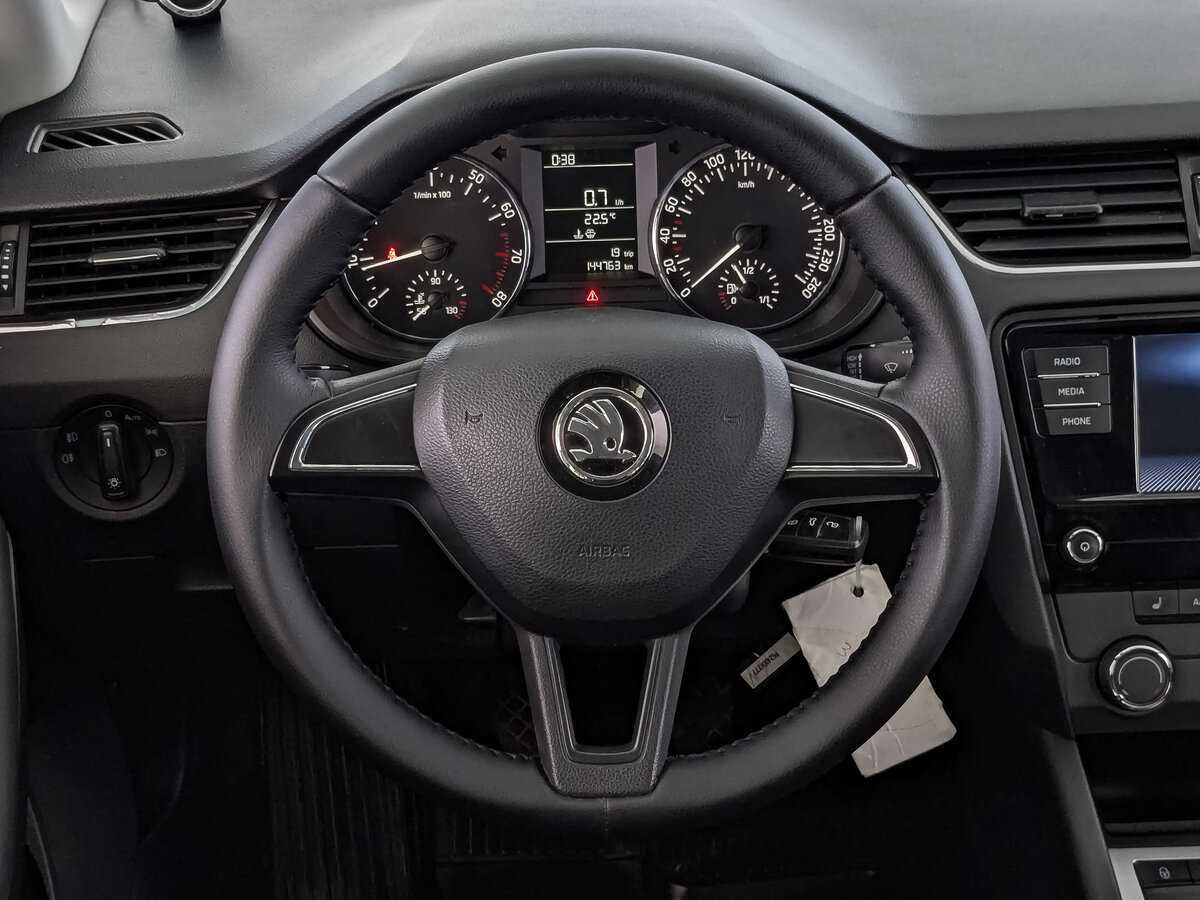 Купить Skoda Octavia, 2017, 144 758 км.. Фото: #16