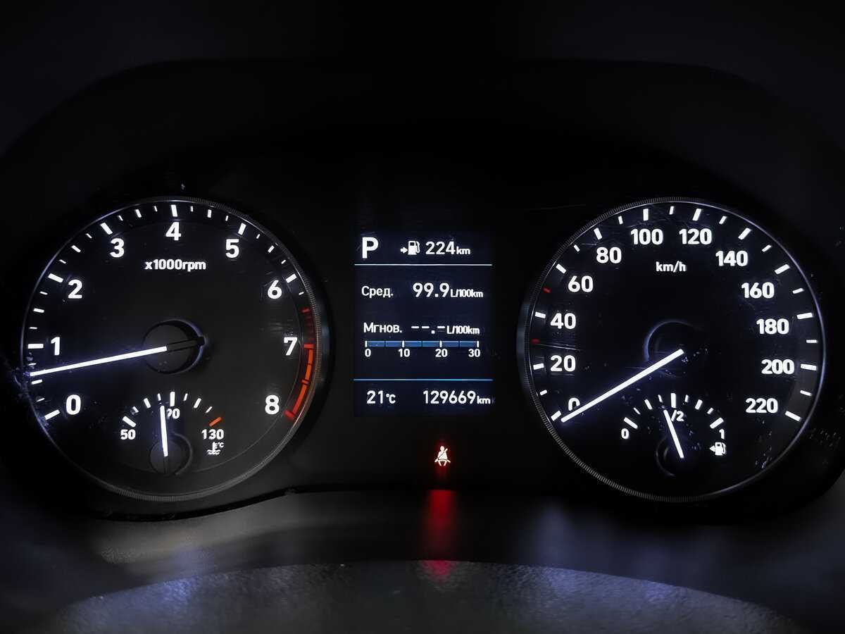 Купить Hyundai Solaris, 2018, 129 664 км.. Фото: #11