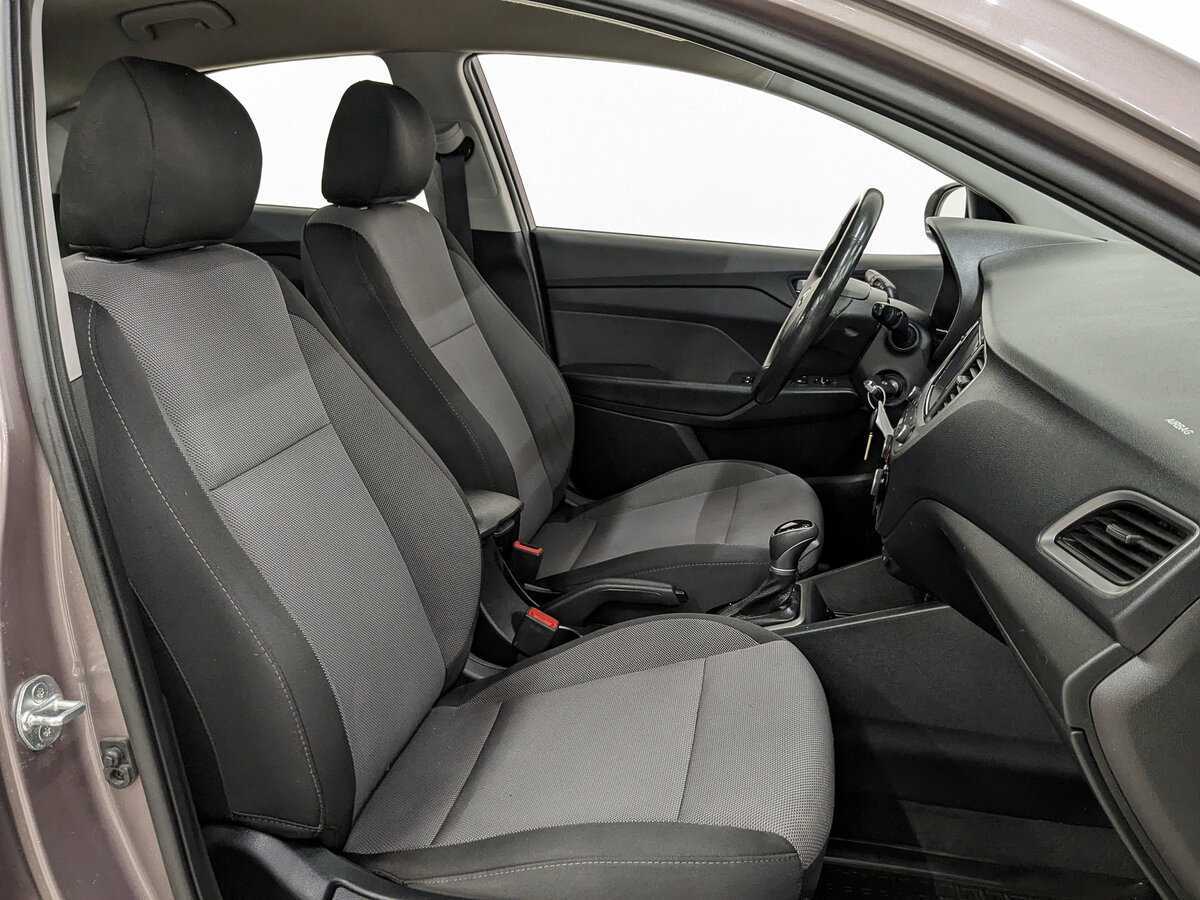 Купить Hyundai Solaris, 2018, 129 664 км.. Фото: #19