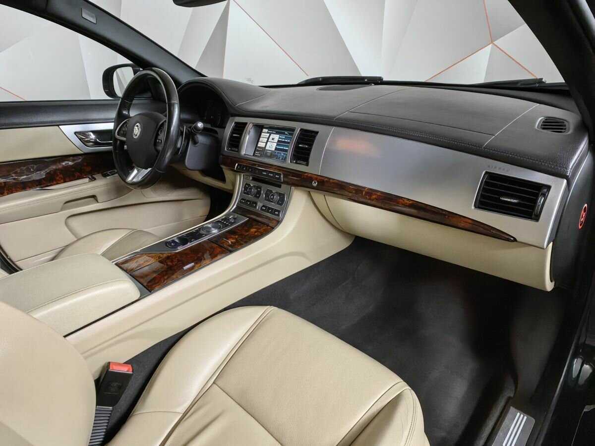 Купить Jaguar XF, 2013, 142 018 км.. Фото: #8
