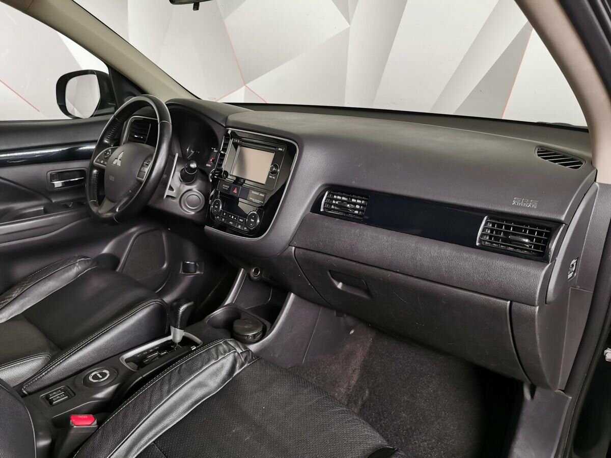 Купить Mitsubishi Outlander, 2014, 303 779 км.. Фото: #8