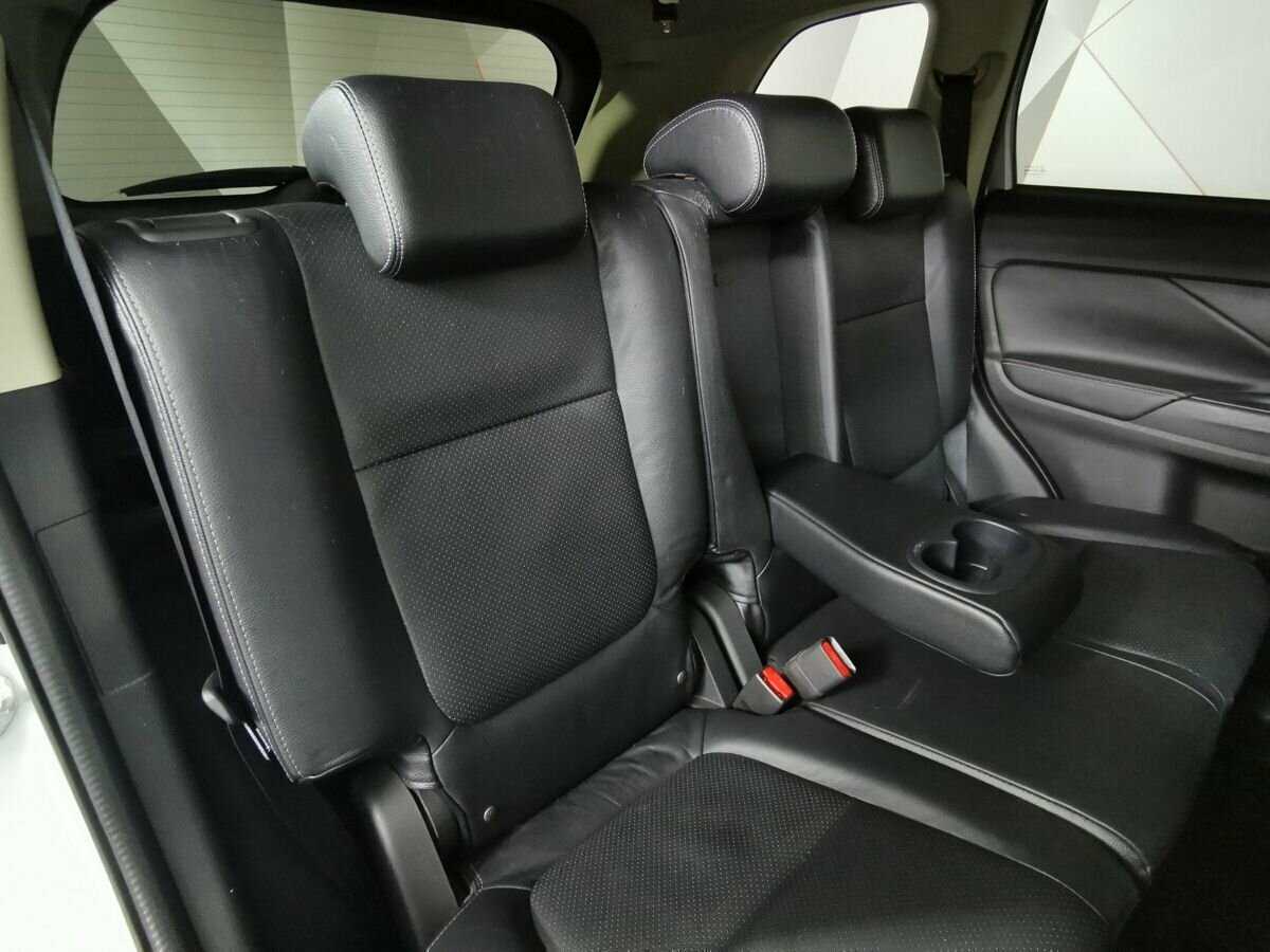 Купить Mitsubishi Outlander, 2016, 172 740 км.. Фото: #12