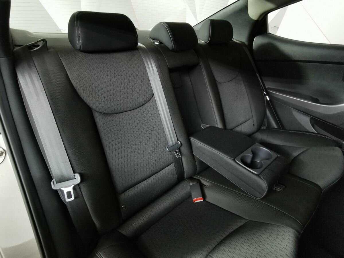 Купить Hyundai Elantra, 2012, 167 801 км.. Фото: #12