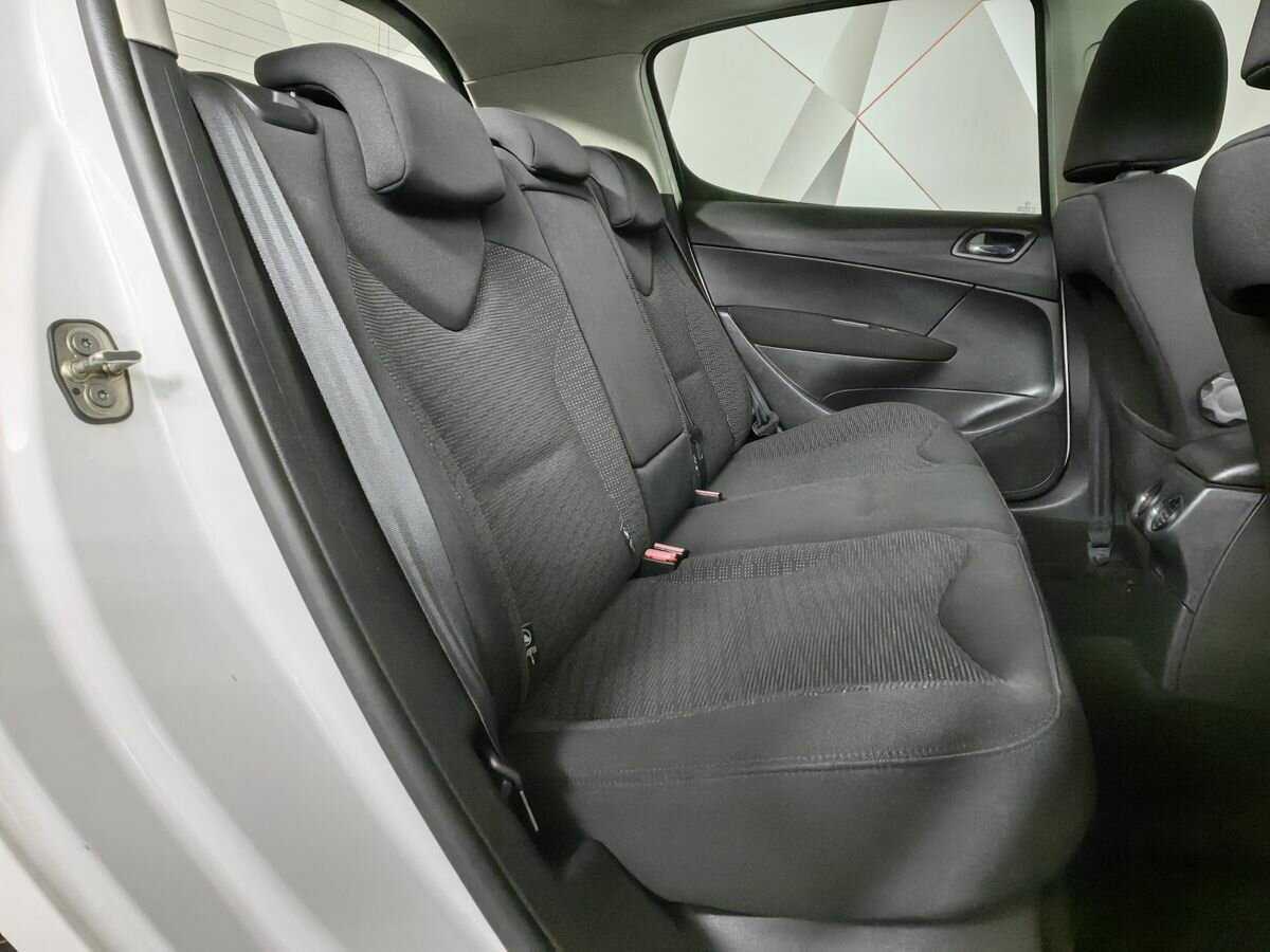 Купить Peugeot 308, 2012, 156 000 км.. Фото: #10