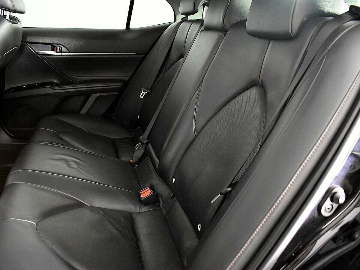 Купить Toyota Camry, 2019, 181 238 км.. Фото: #8
