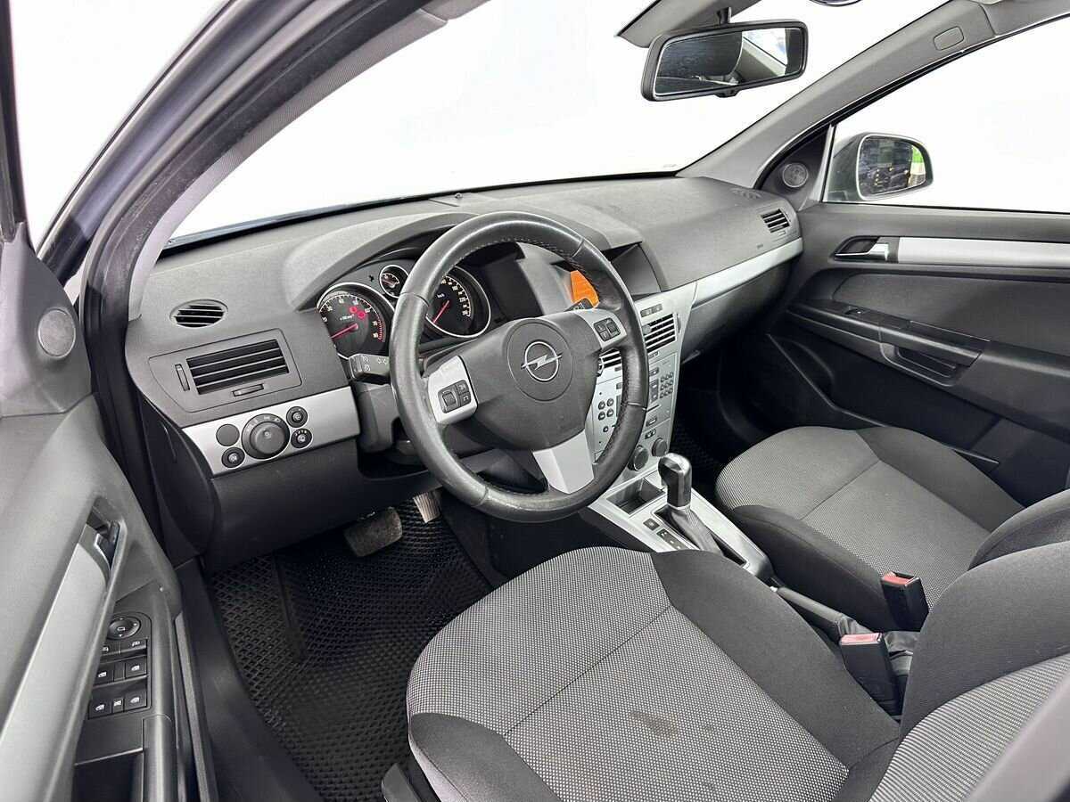 Купить Opel Astra, 2014, 233 985 км.. Фото: #4