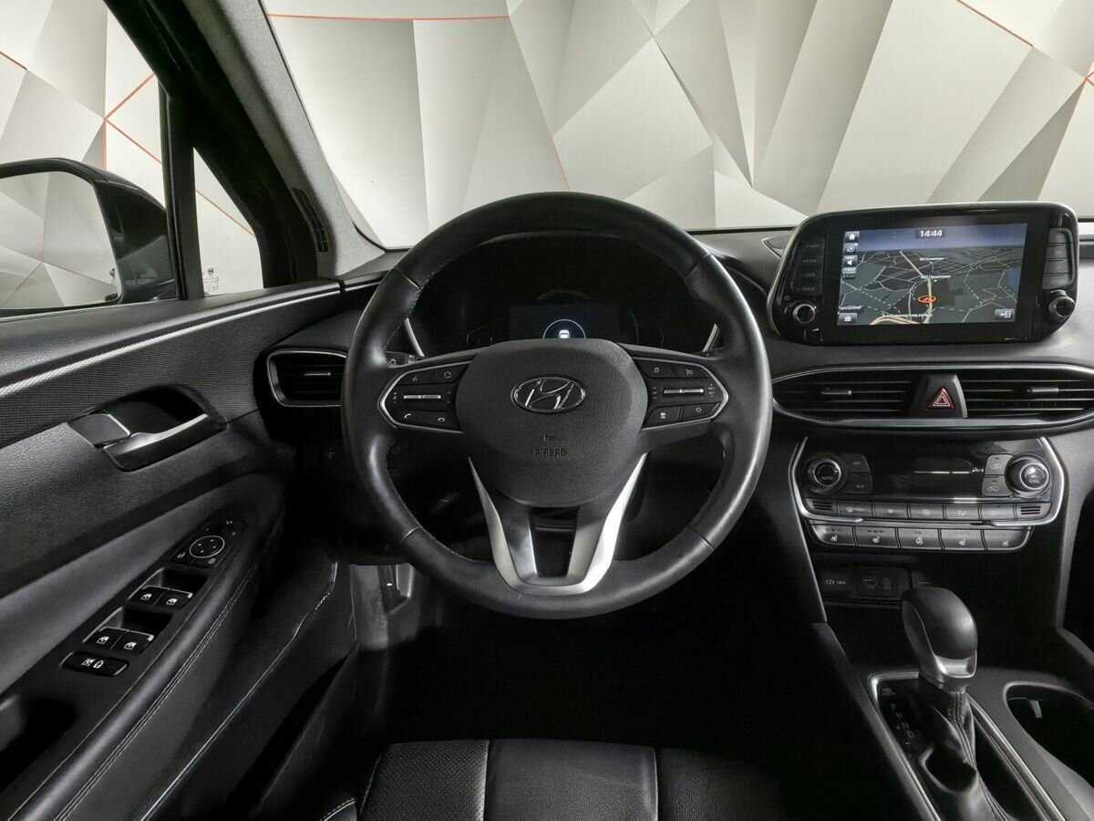Купить Hyundai Santa Fe, 2019, 84 706 км.. Фото: #14