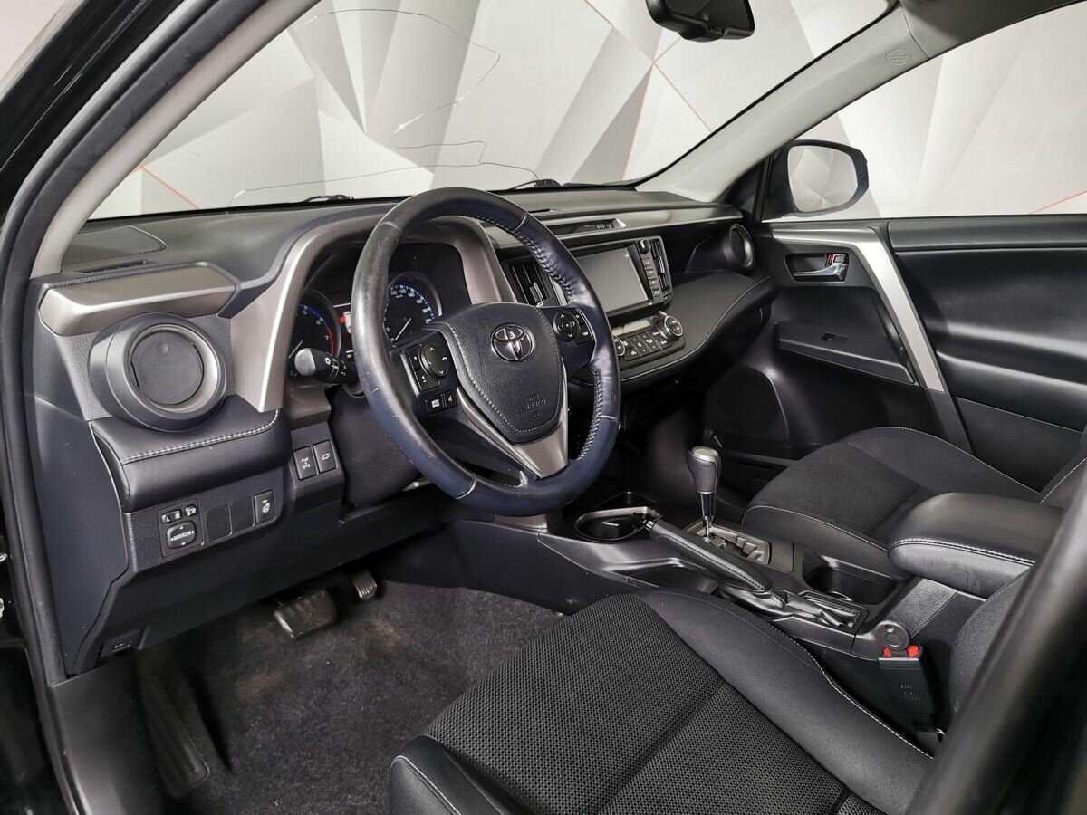 Купить Toyota RAV4, 2018, 133 788 км.. Фото: #12