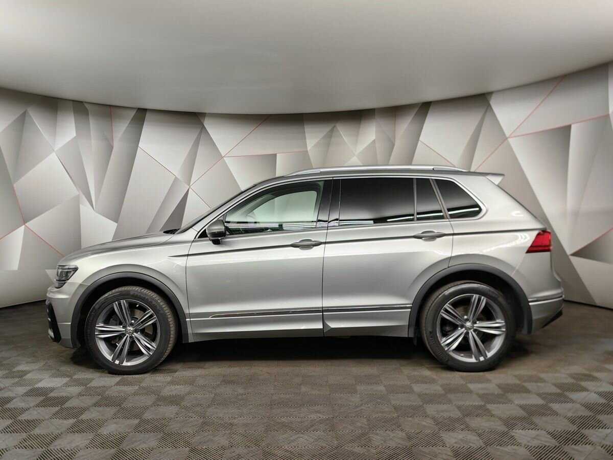 Купить Volkswagen Tiguan, 2018, 78 310 км.. Фото: #3