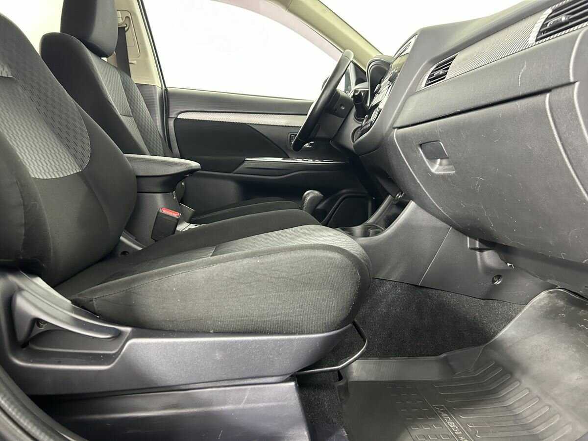 Купить Mitsubishi Outlander, 2015, 204 343 км.. Фото: #12