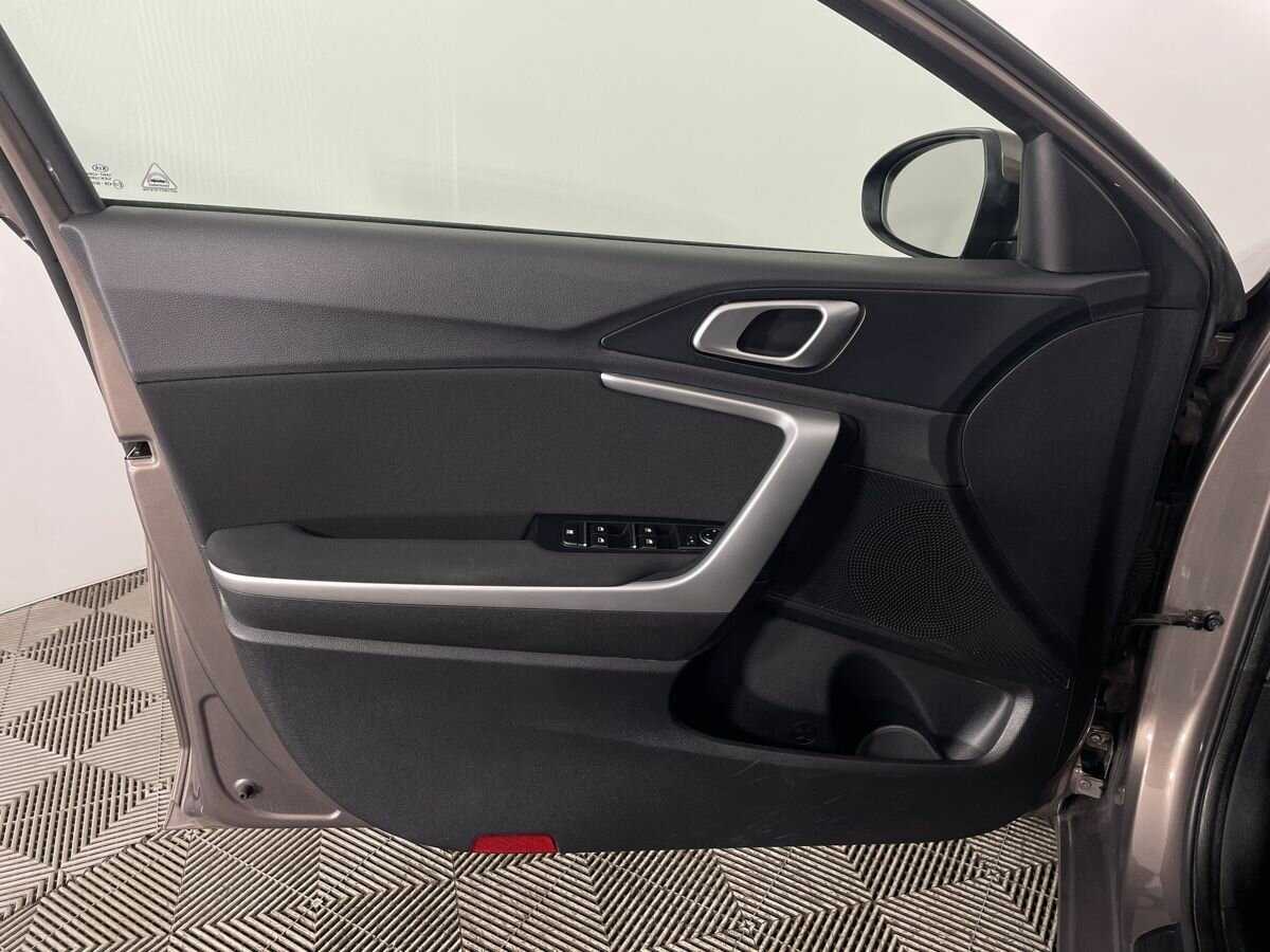 Купить Kia Ceed, 2018, 108 277 км.. Фото: #7