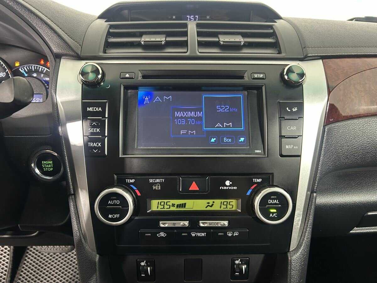 Купить Toyota Camry, 2013, 211 594 км.. Фото: #11