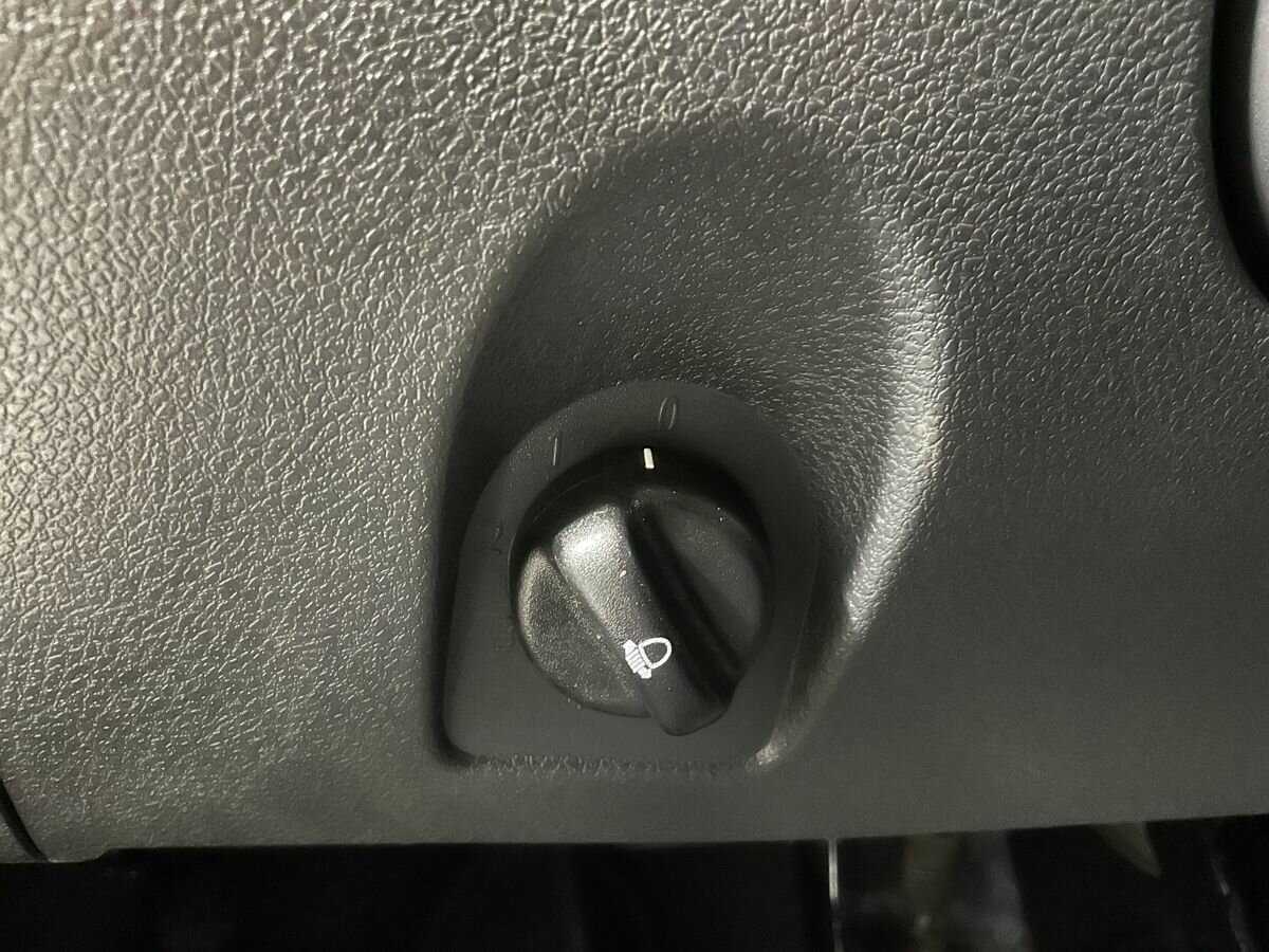 Купить Renault Logan, 2018, 200 819 км.. Фото: #8