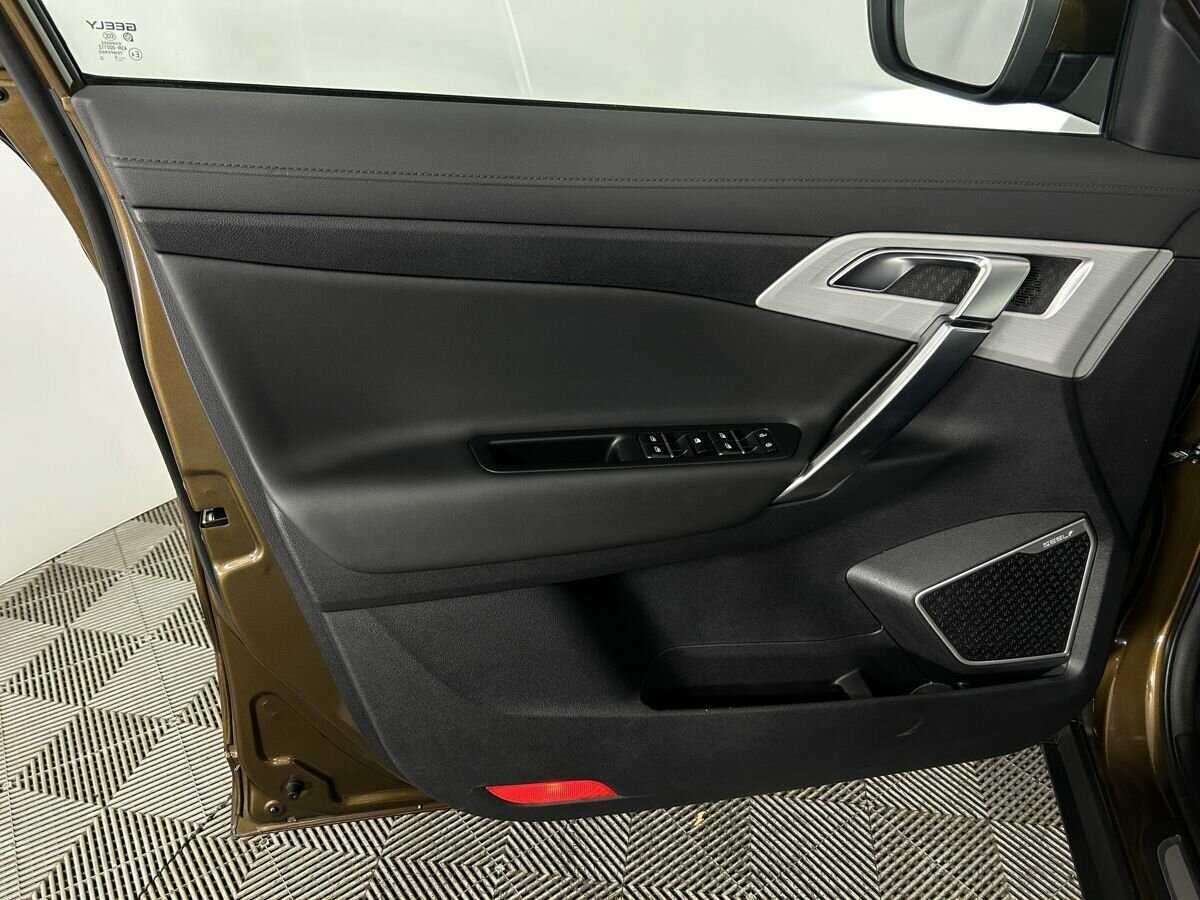 Купить Geely Atlas, 2019, 39 925 км.. Фото: #5