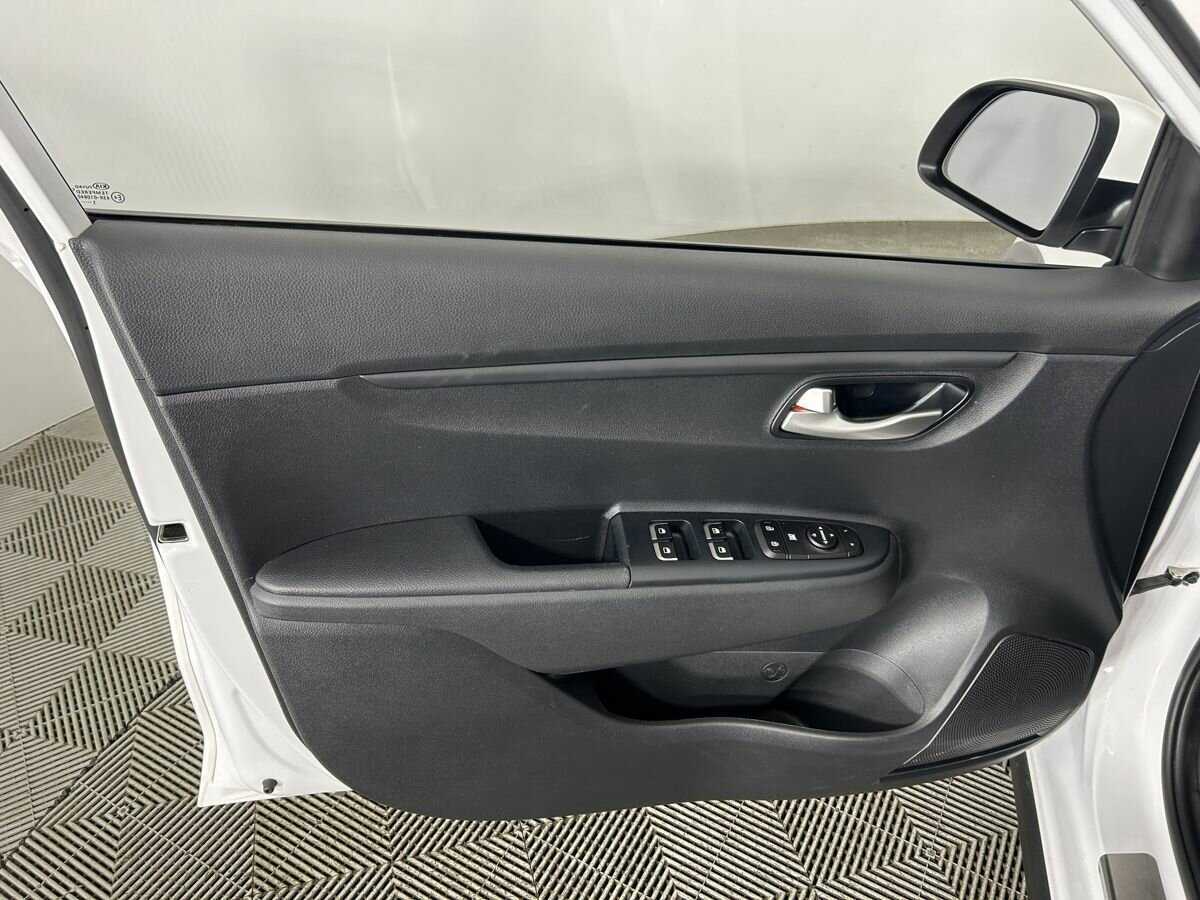 Купить Киа Рио, 2021, 17 801 км.. Фото: #7