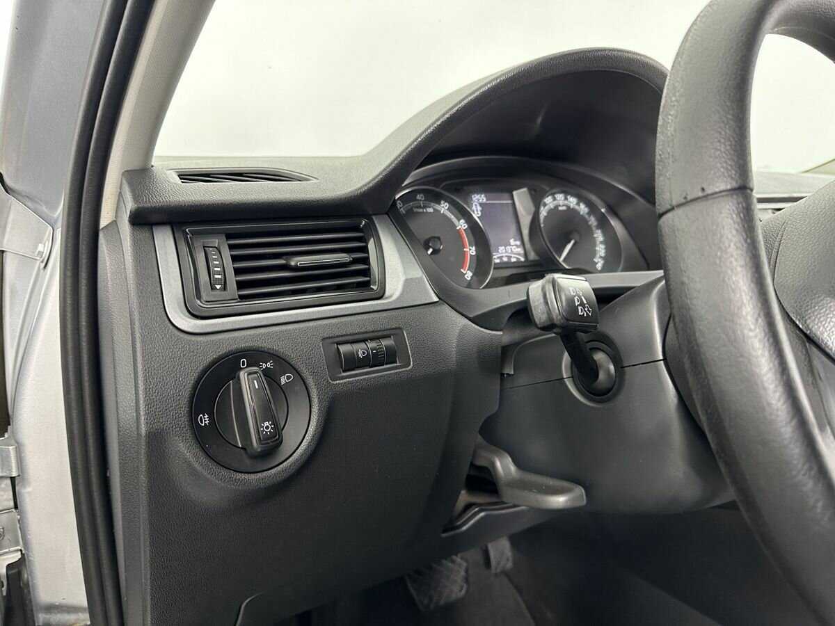 Купить Skoda Rapid, 2018, 201 366 км.. Фото: #8