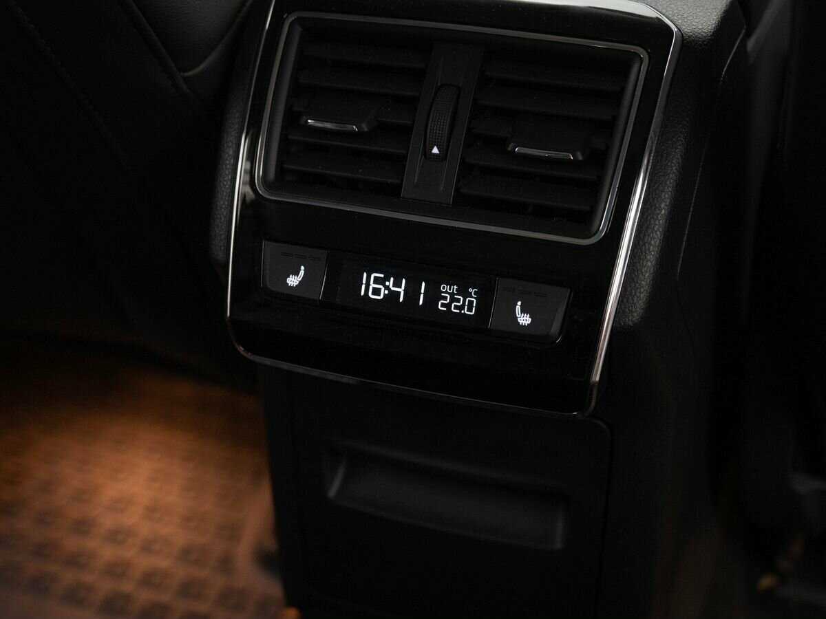 Купить Skoda Superb, 2018, 152 236 км.. Фото: #9