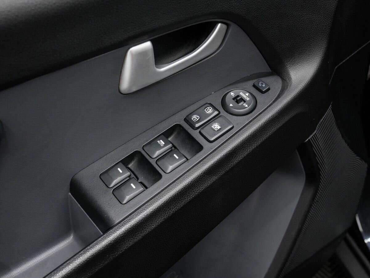 Купить Kia Sportage, 2012, 195 957 км.. Фото: #15