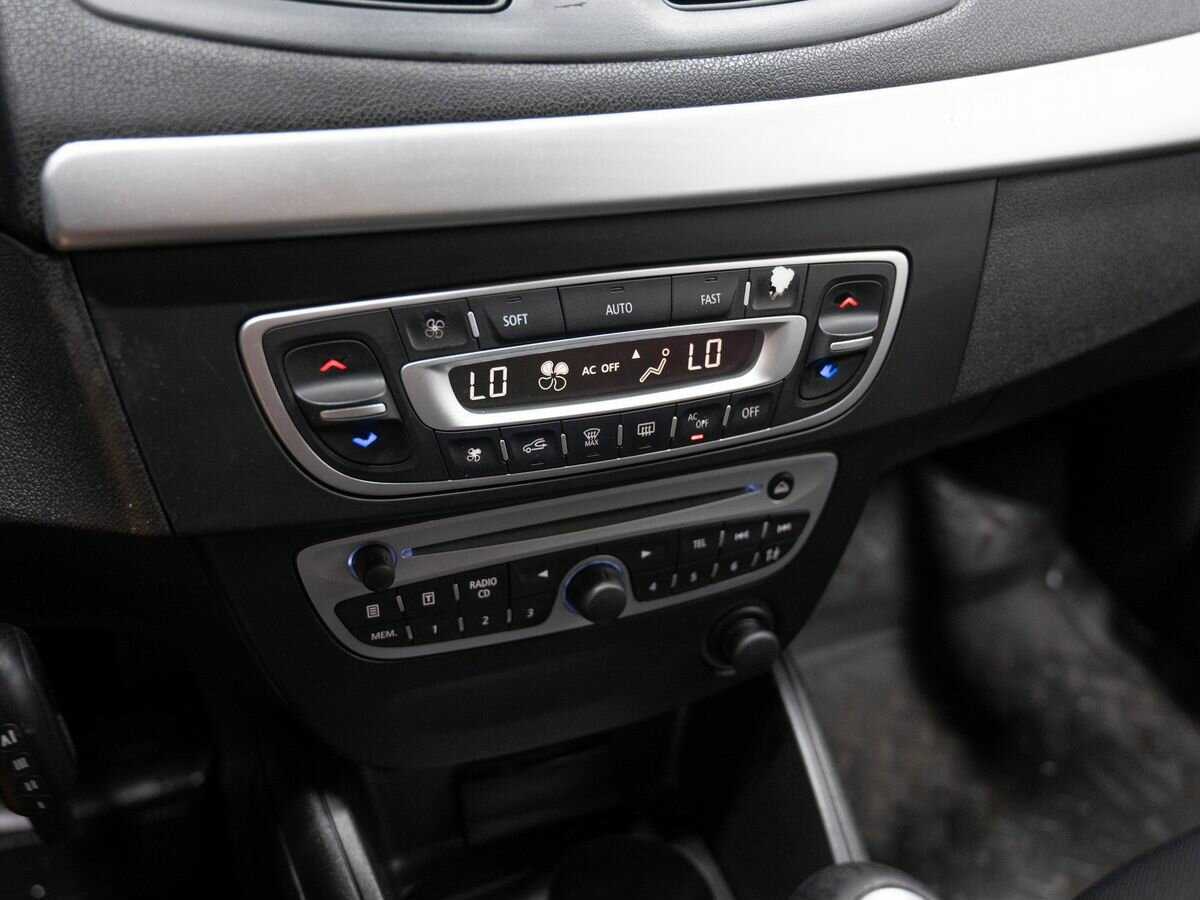 Купить Renault Fluence, 2013, 174 380 км.. Фото: #17