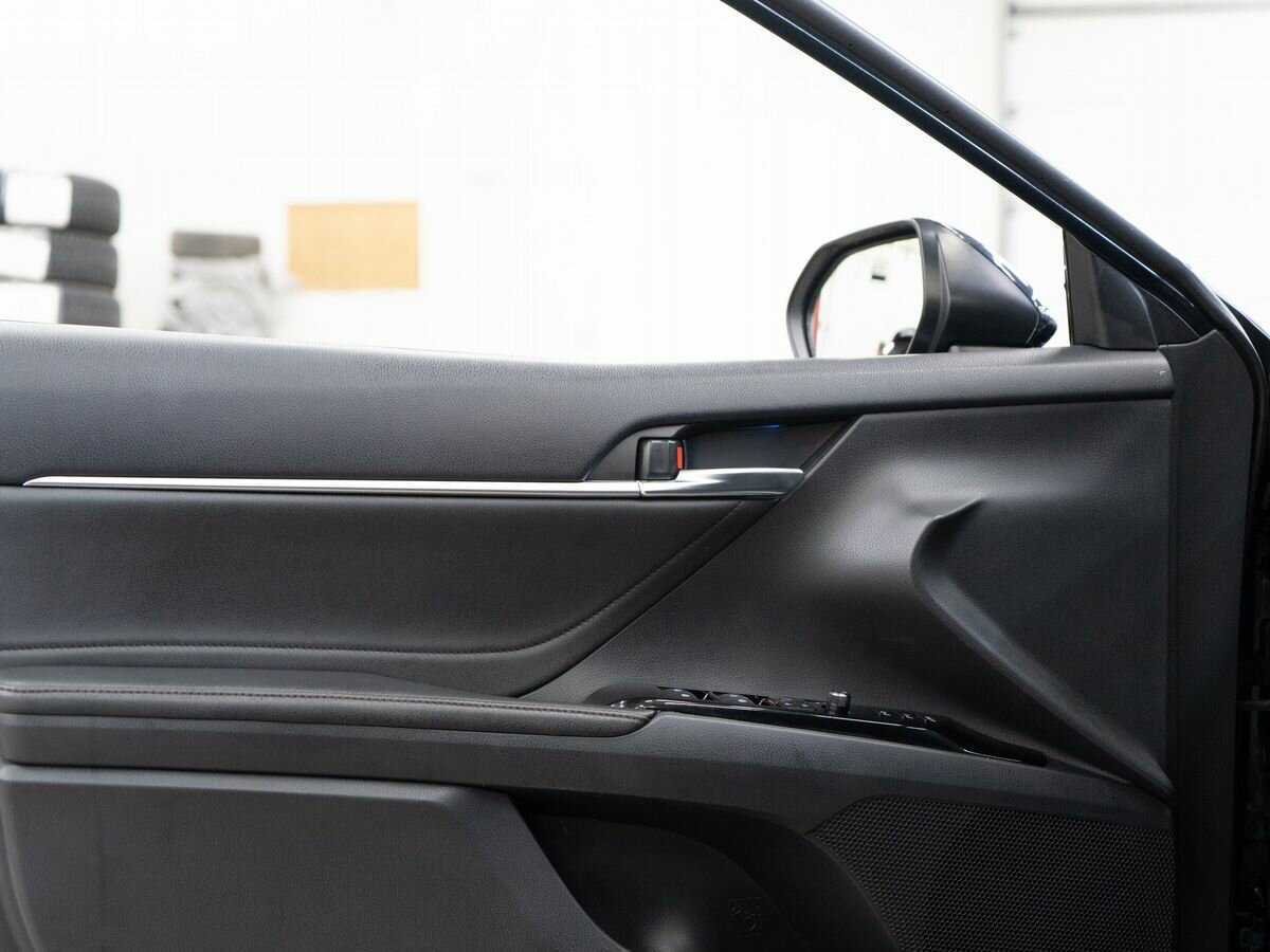 Купить Toyota Camry, 2018, 159 747 км.. Фото: #15