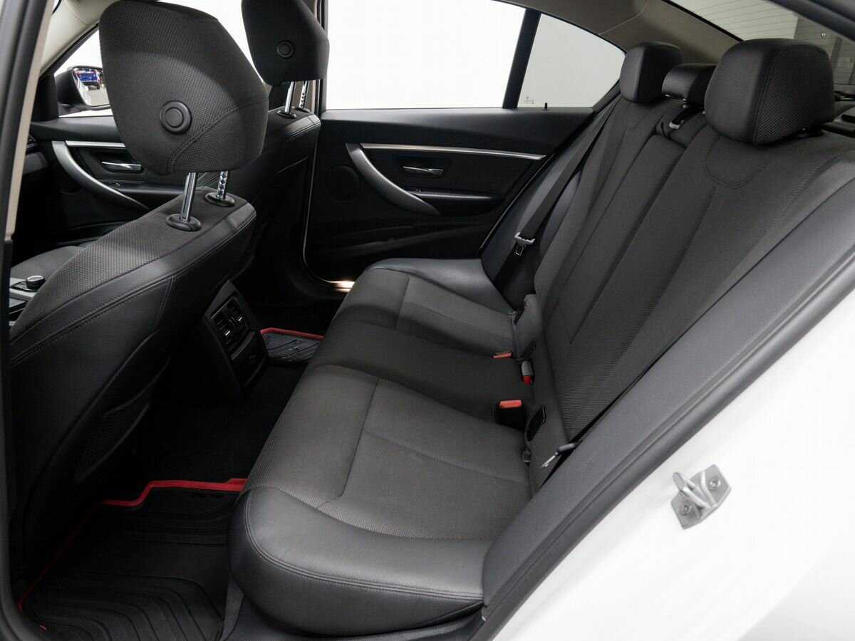 Купить BMW 3 серии, 2017, 132 105 км.. Фото: #11