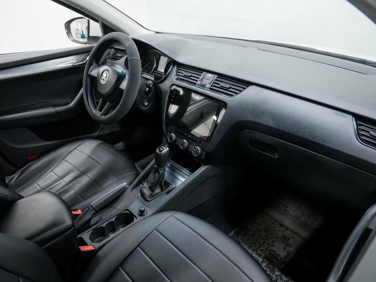 Купить Шкода Октавия, 2017, 200 790 км.. Фото: #6