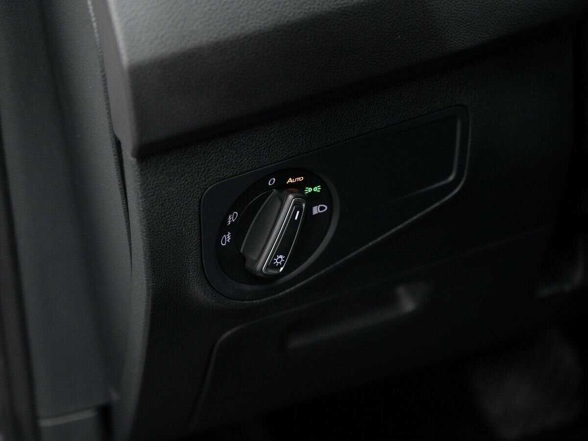 Купить Volkswagen Tiguan, 2018, 120 199 км.. Фото: #18