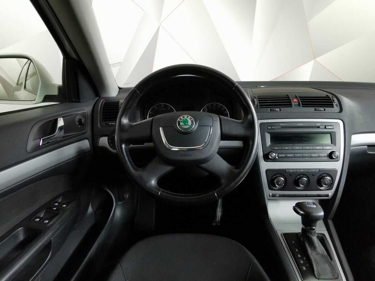 Купить Шкода Октавия, 2012, 127 851 км.. Фото: #14