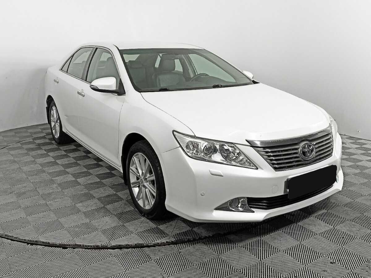 Купить Toyota Camry, 2014, 181 002 км.. Фото: #2
