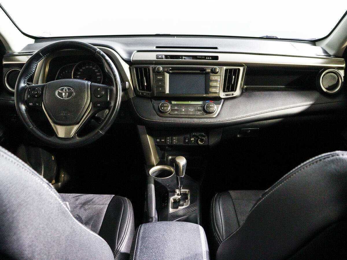 Купить Toyota RAV4, 2013, 172 985 км.. Фото: #9